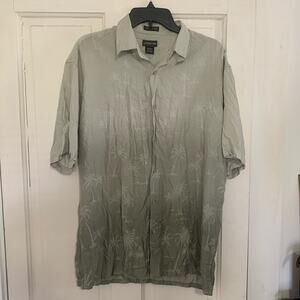 NWOT St. John’s Bay ombré Island Style shirt sleeve button up shirt